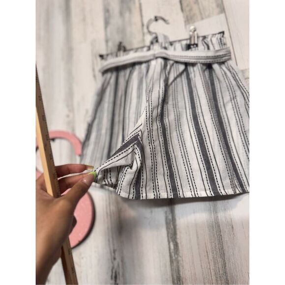 Stripped shorts size XS - Picture 8 of 8